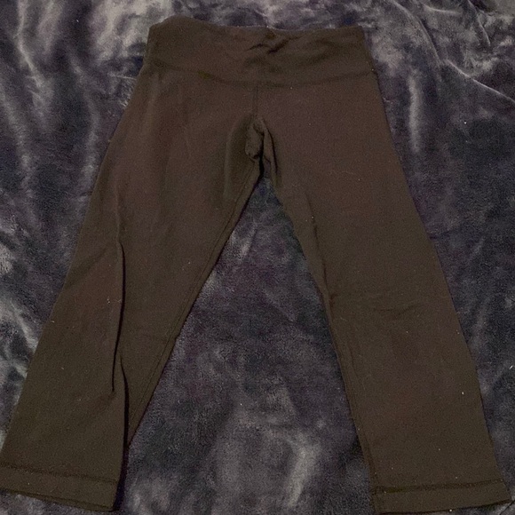 Lululemon cropped leggings - Picture 1 of 2